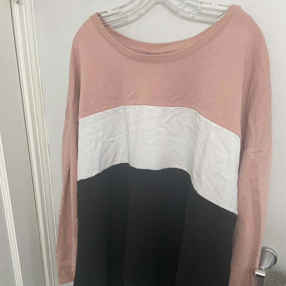 Color Block Sweater Torrid Size 4 - image 1